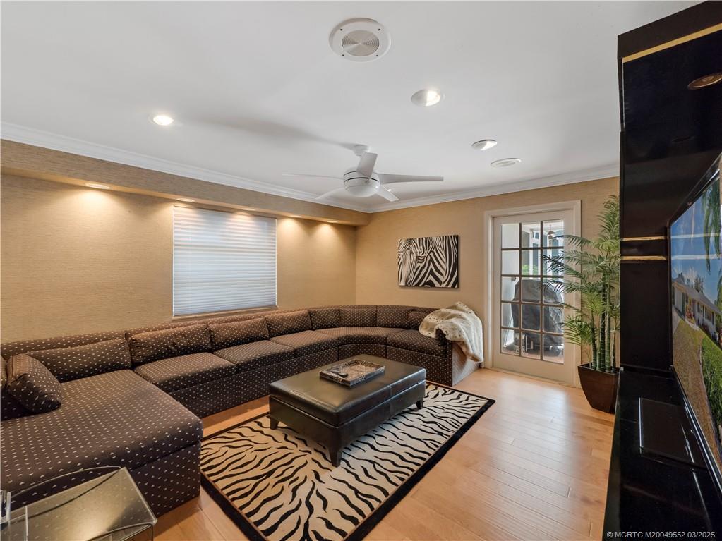 853 NW Spruce Ridge Drive