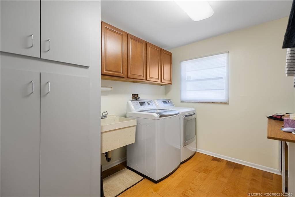 853 NW Spruce Ridge Drive