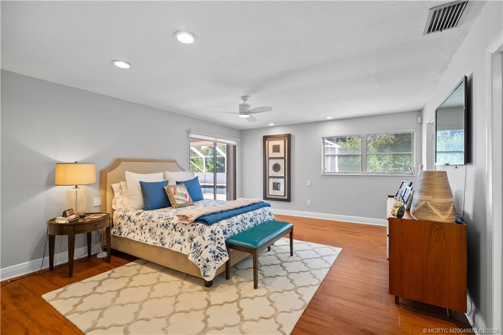 853 NW Spruce Ridge Drive