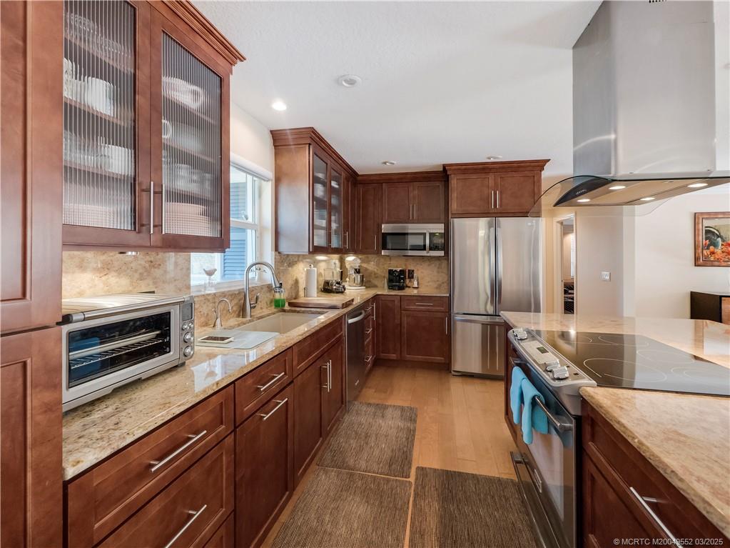 853 NW Spruce Ridge Drive