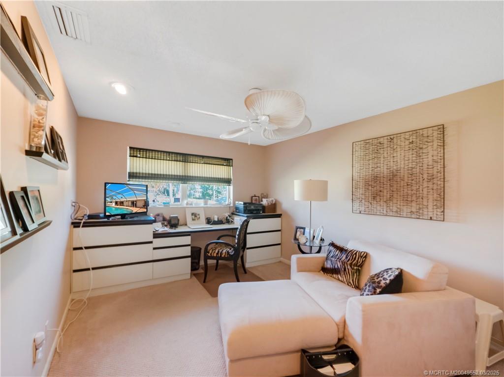 853 NW Spruce Ridge Drive