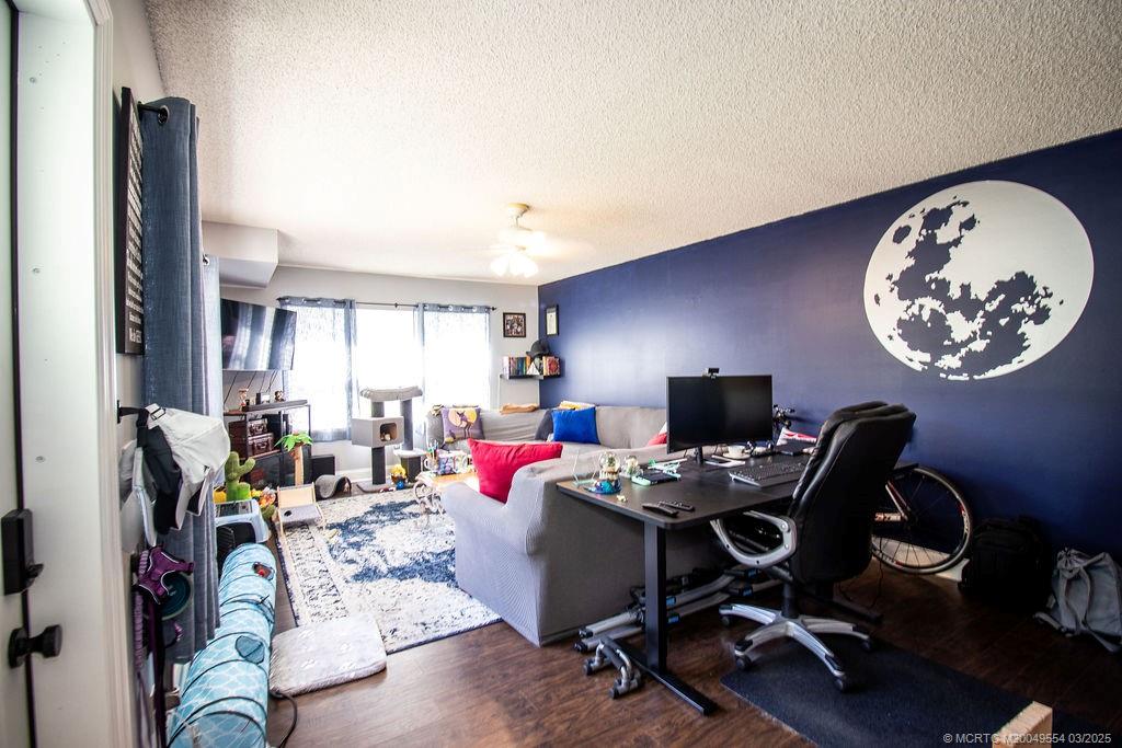 2837 SW Lakemont Place