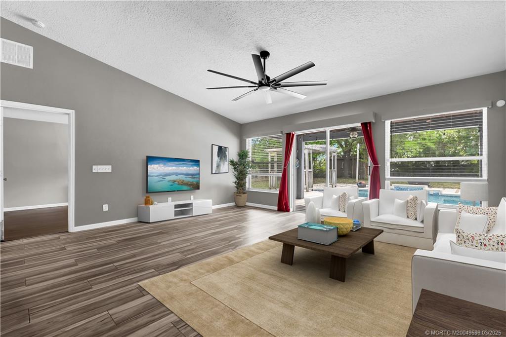 6093 NW East Deville Circle