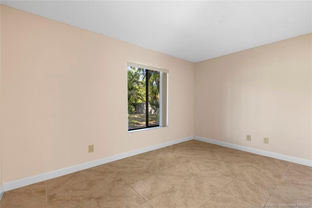 800 NW Fork Road 5-3