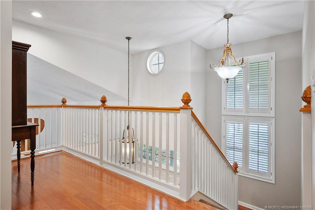 648 SE Pin Oak Terrace