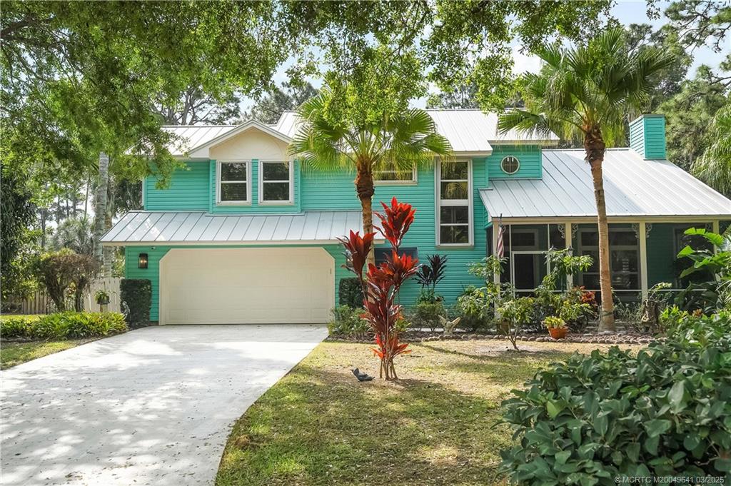 648 SE Pin Oak Terrace