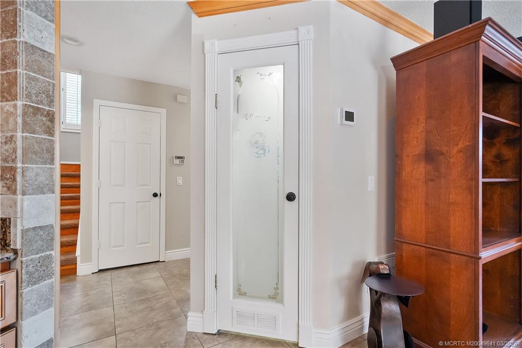 648 SE Pin Oak Terrace