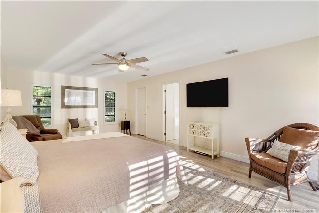 5701 SE Winged Foot Drive