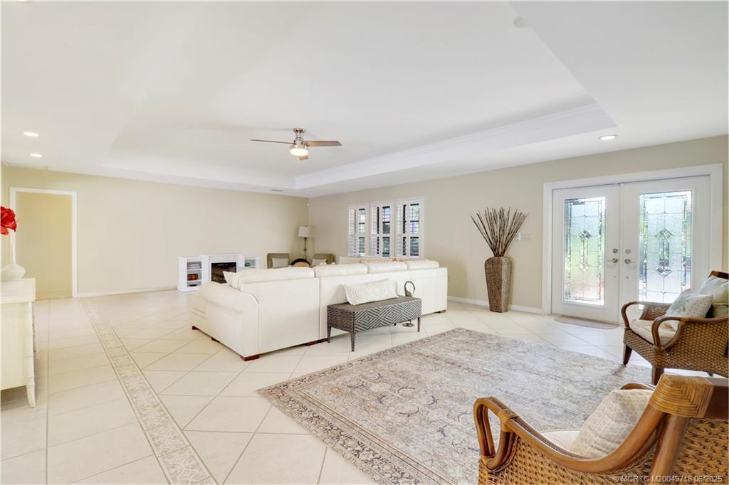 5701 SE Winged Foot Drive