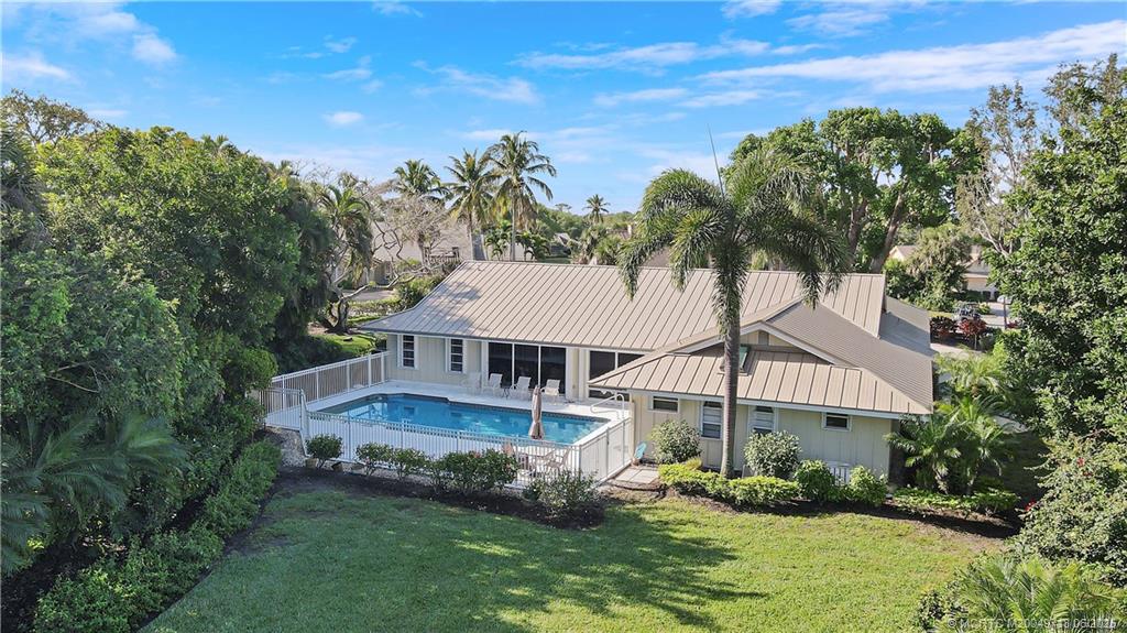 5701 SE Winged Foot Drive