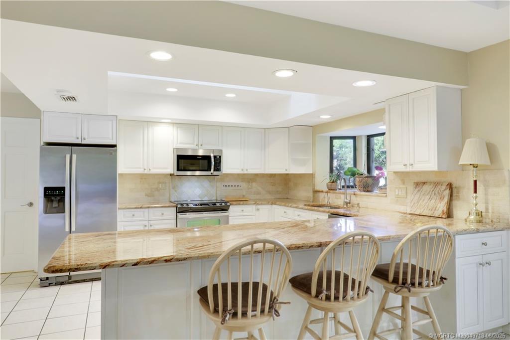5701 SE Winged Foot Drive