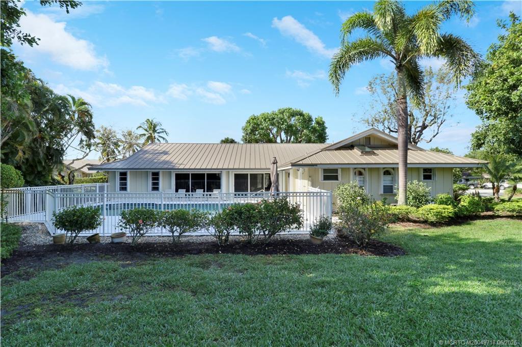 5701 SE Winged Foot Drive