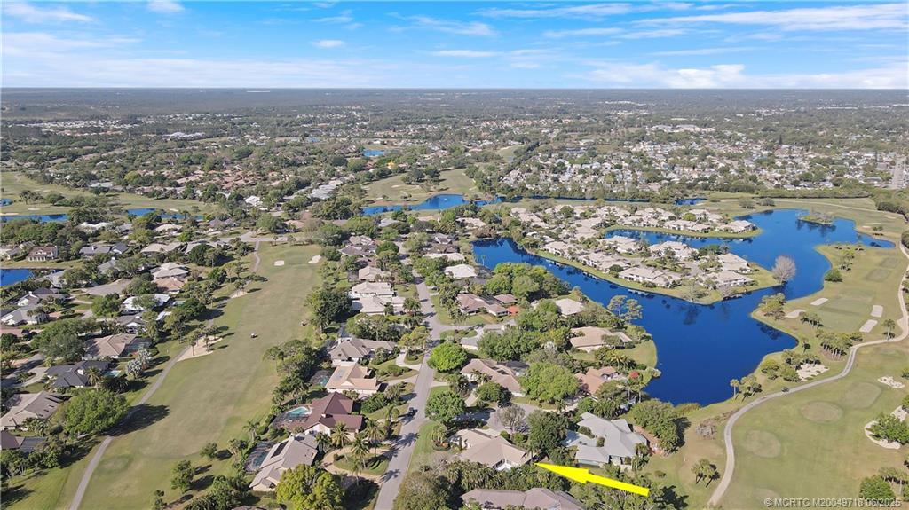 5701 SE Winged Foot Drive