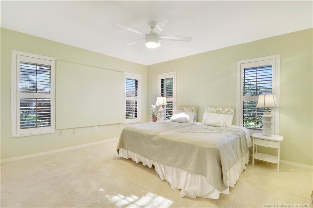 5701 SE Winged Foot Drive