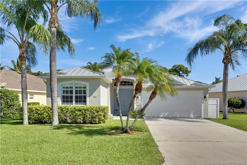 465 NW Sunflower Place