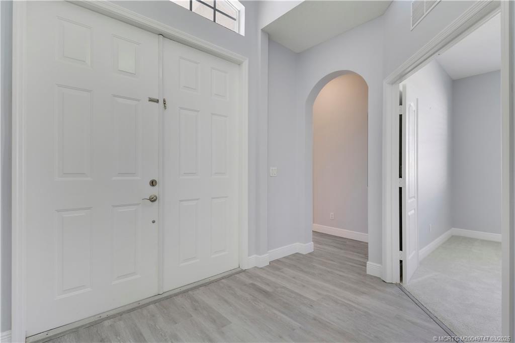 465 NW Sunflower Place