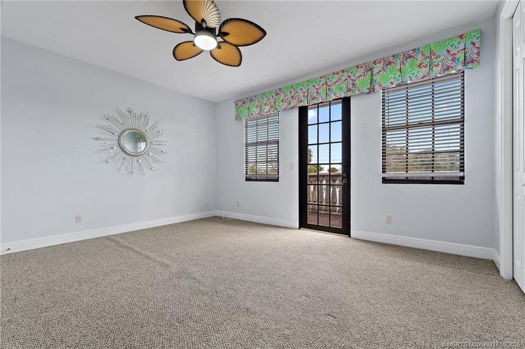 10305 S Indian River Drive