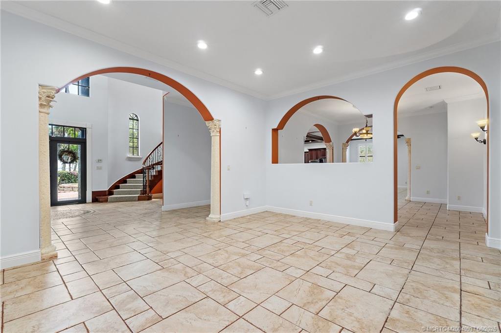 10305 S Indian River Drive