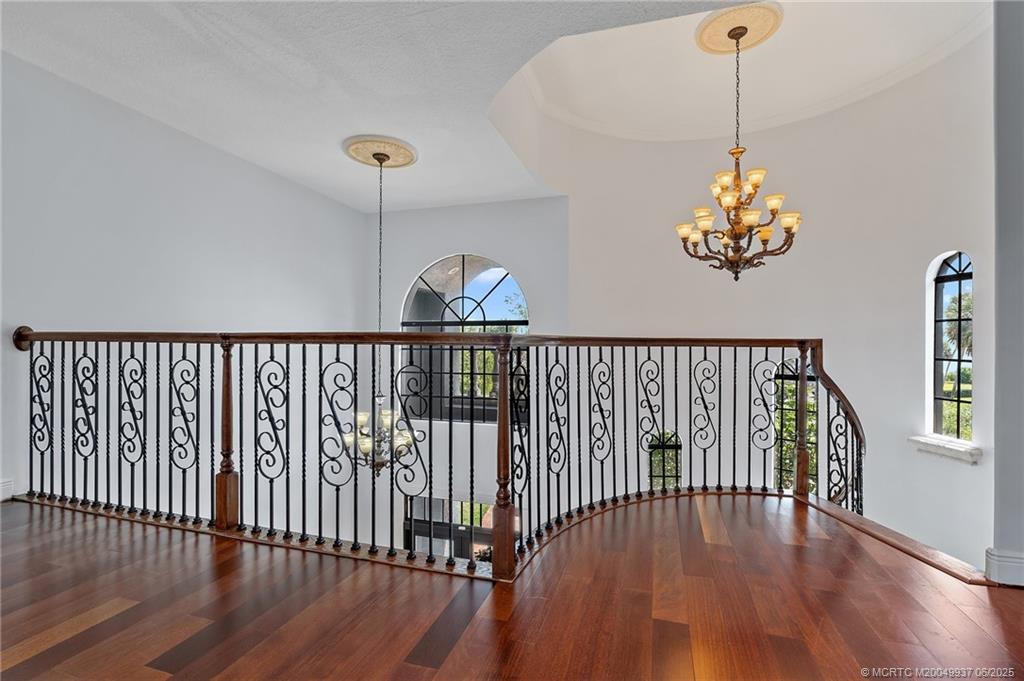 10305 S Indian River Drive