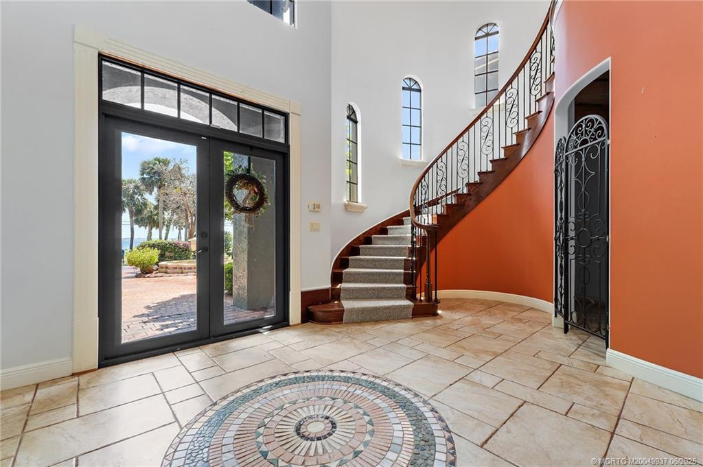 10305 S Indian River Drive