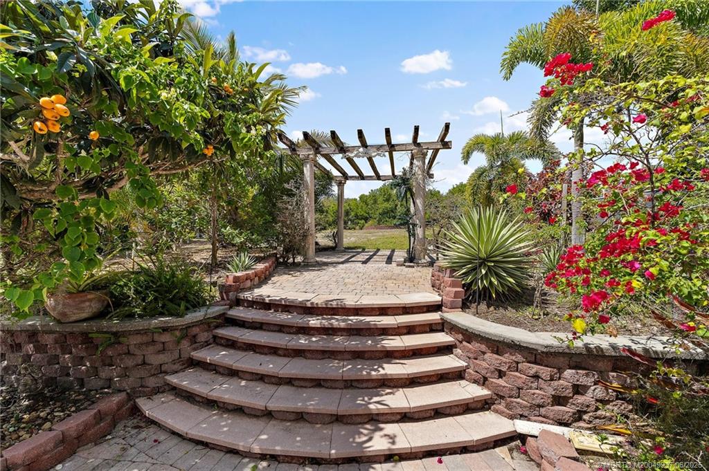 10305 S Indian River Drive