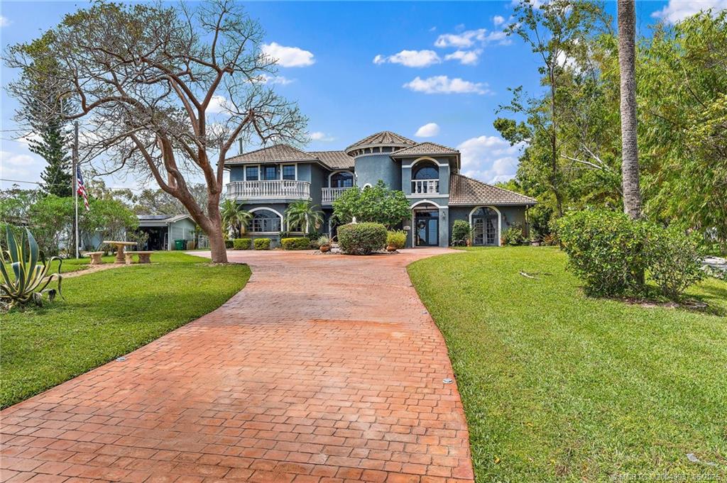 10305 S Indian River Drive