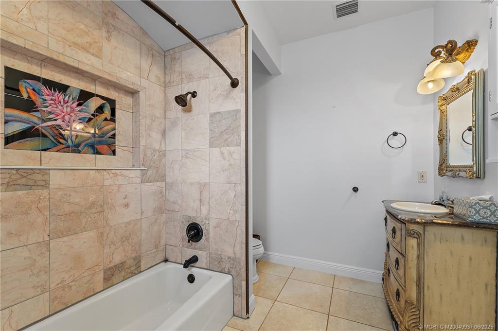 10305 S Indian River Drive