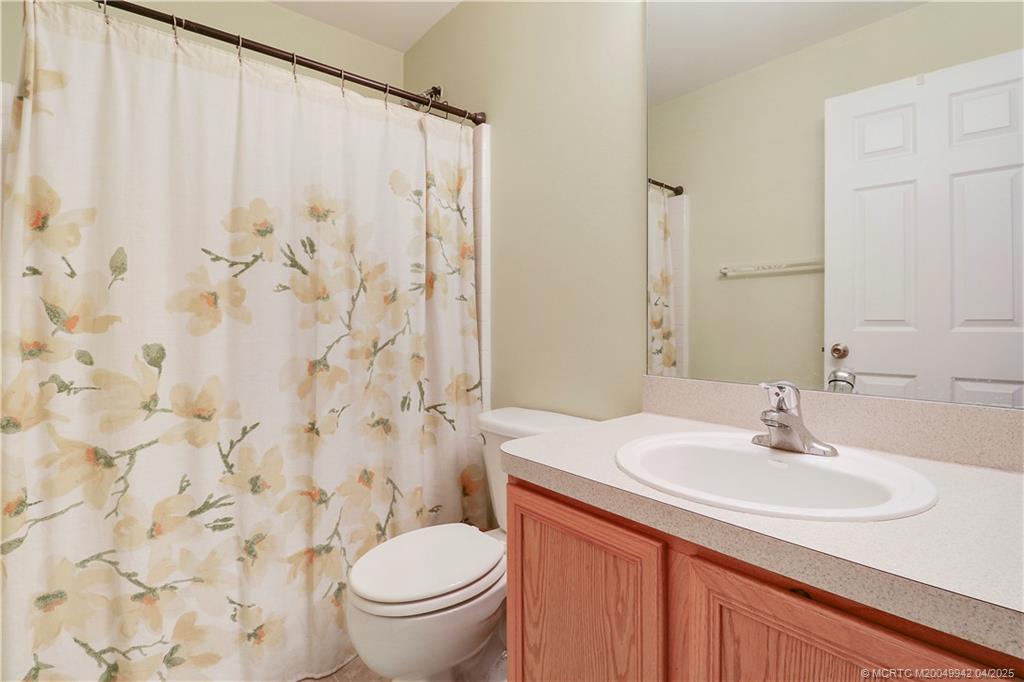 2949 SE Buccaneer Circle