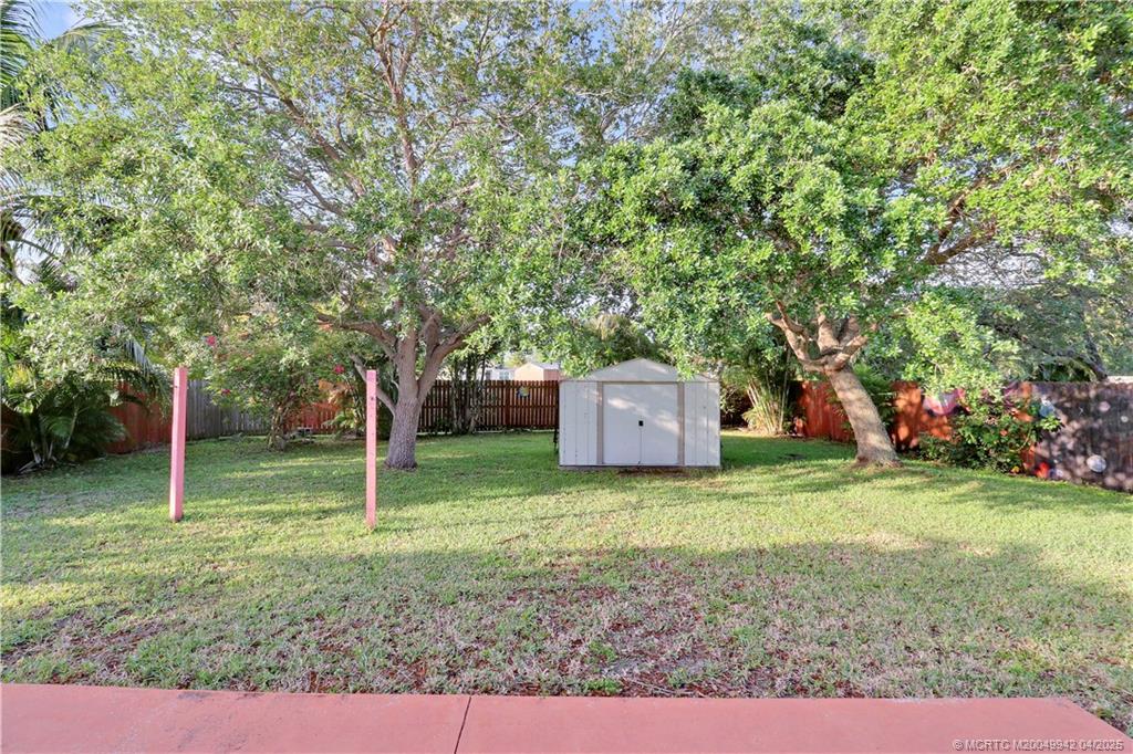 2949 SE Buccaneer Circle