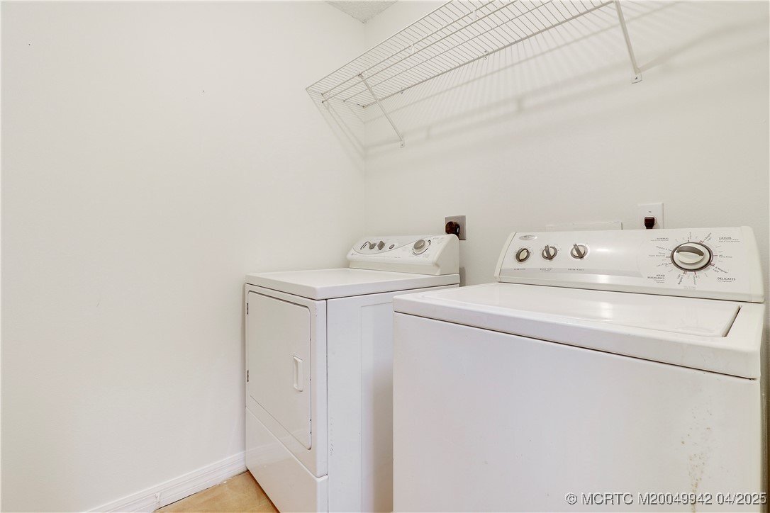2949 SE Buccaneer Circle