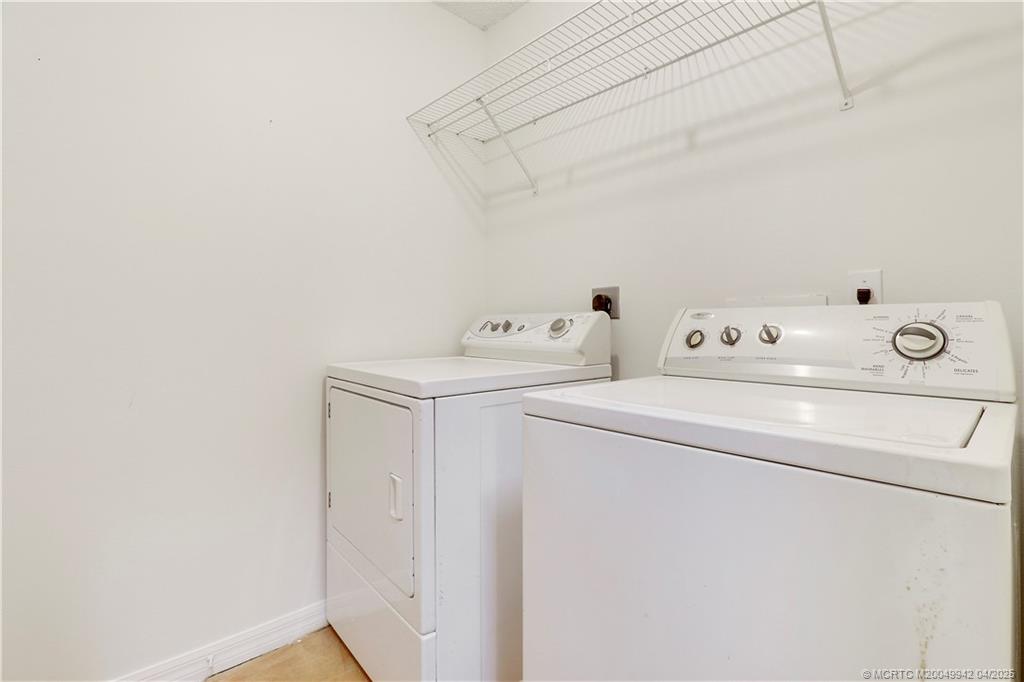 2949 SE Buccaneer Circle