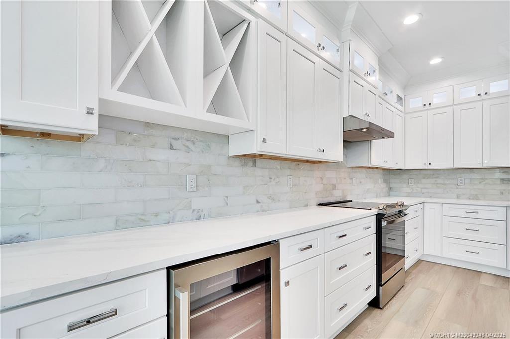 4627 SE Manatee Lane