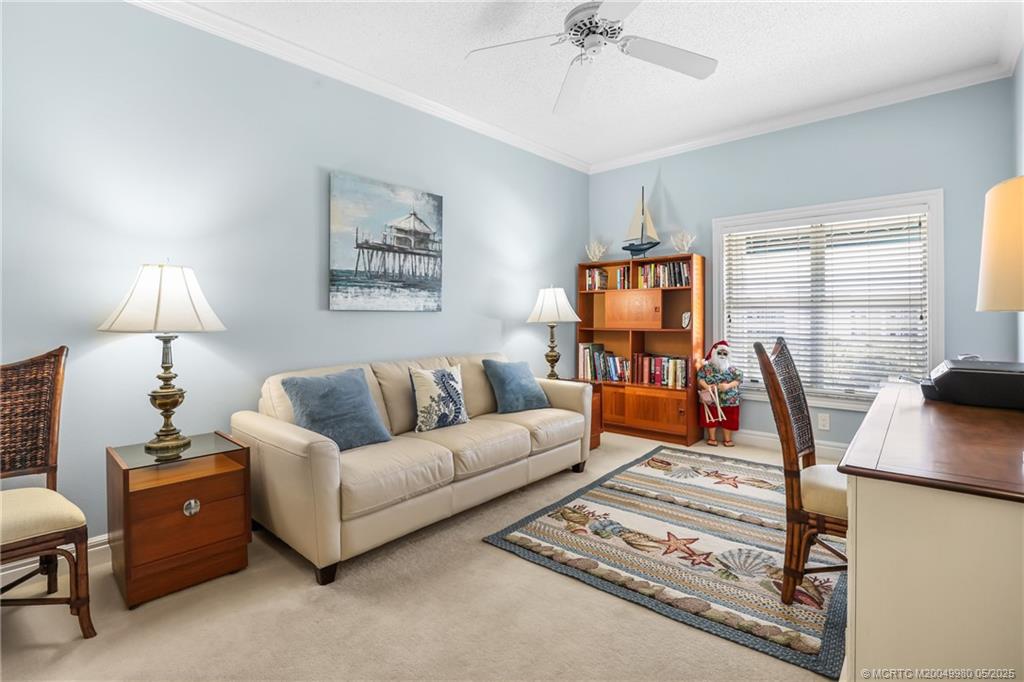 184 NE Edgewater Drive 1306