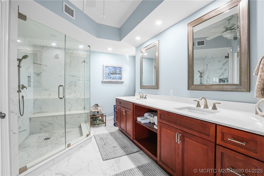184 NE Edgewater Drive 1306
