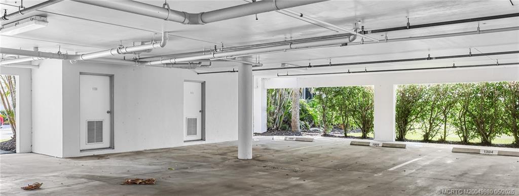 184 NE Edgewater Drive 1306