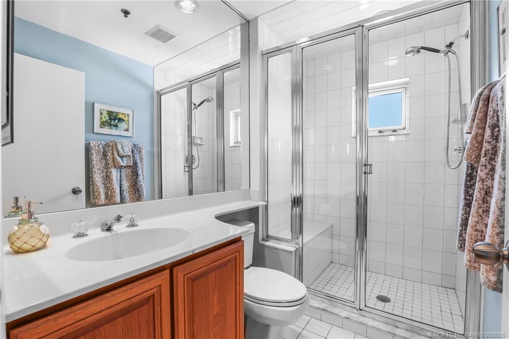 184 NE Edgewater Drive 1306