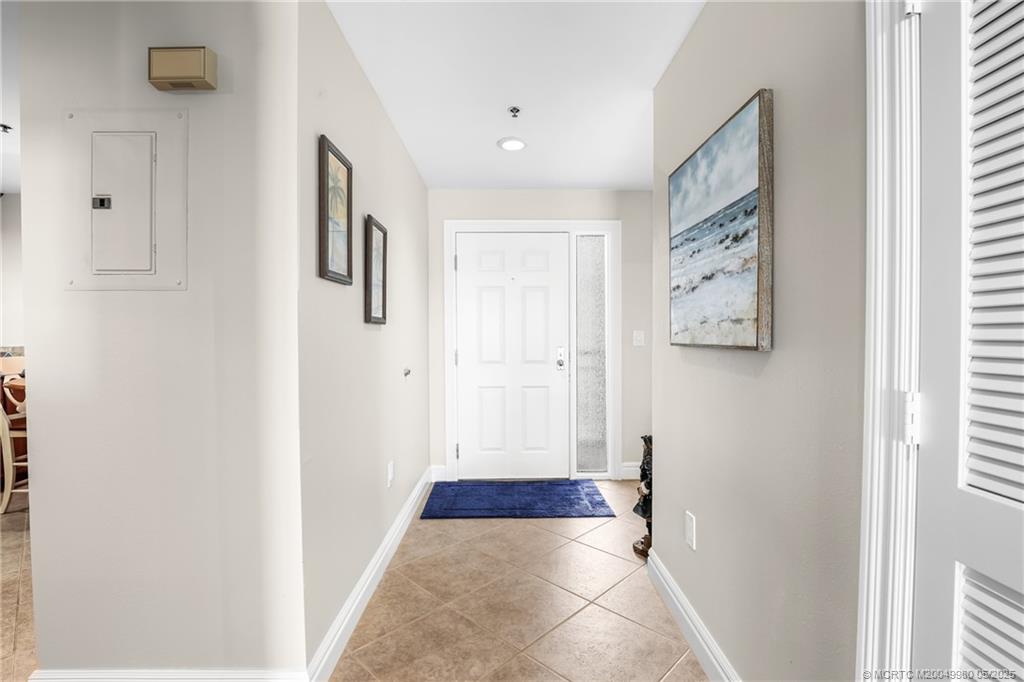 184 NE Edgewater Drive 1306