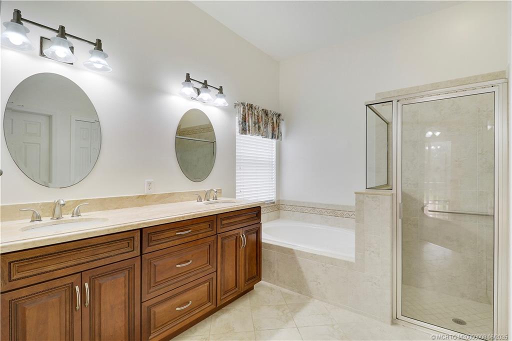 7225 SE Magellan Lane