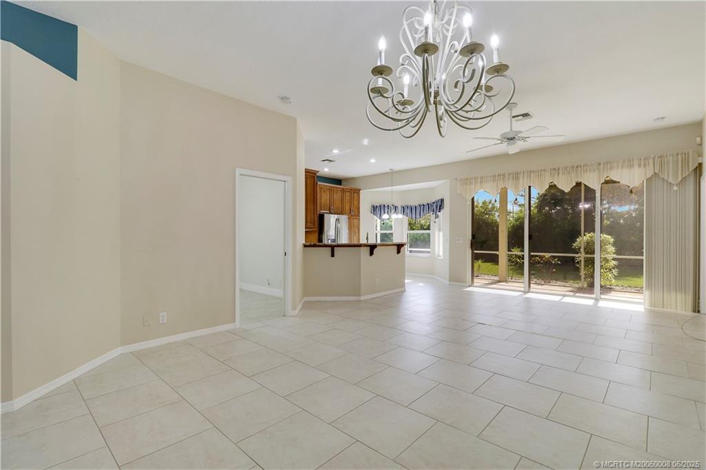 7225 SE Magellan Lane