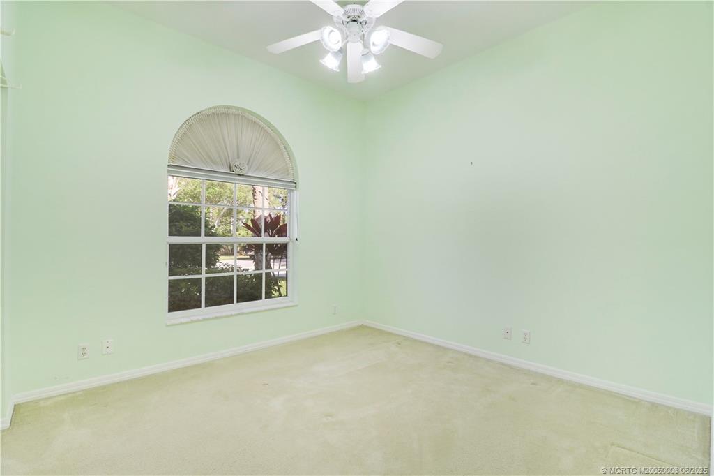 7225 SE Magellan Lane