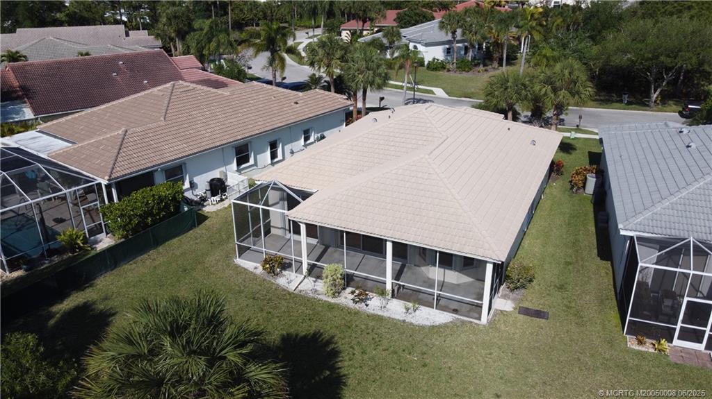 7225 SE Magellan Lane