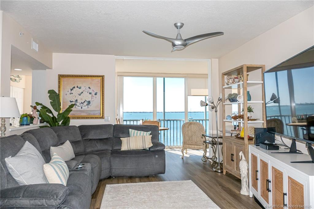 5750 NE Island Cove Way 3303