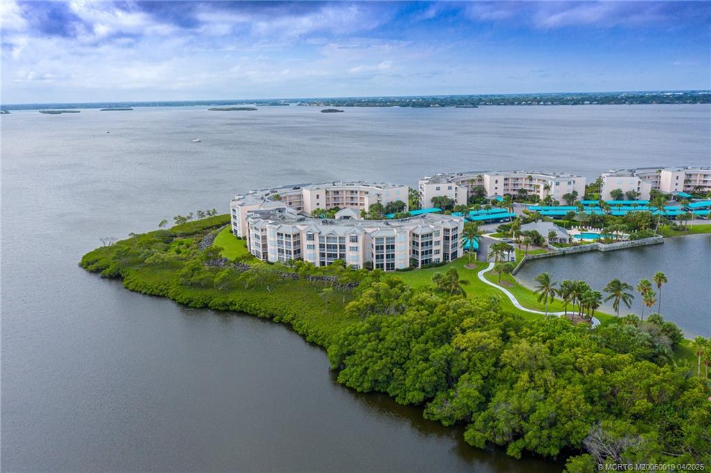 5750 NE Island Cove Way 3303