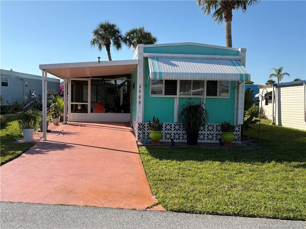 2449 SE Penny Lane