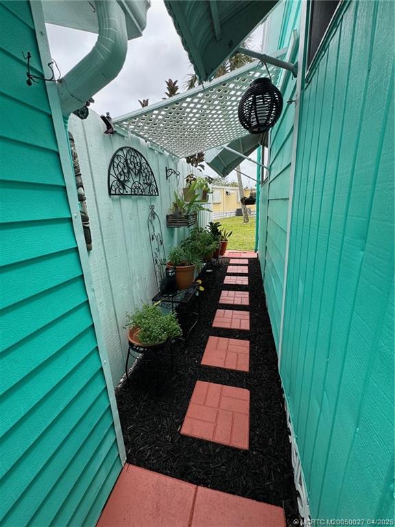 2449 SE Penny Lane