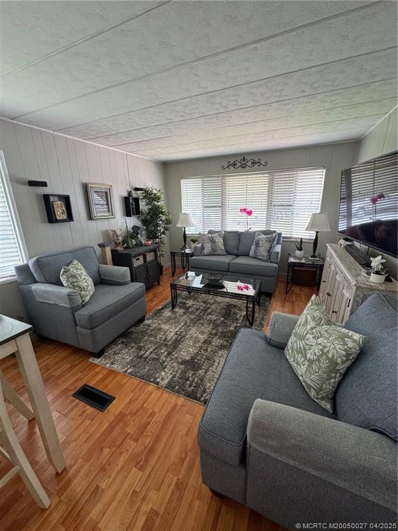 2449 SE Penny Lane