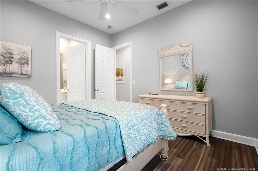 4346 SE Waterford Drive