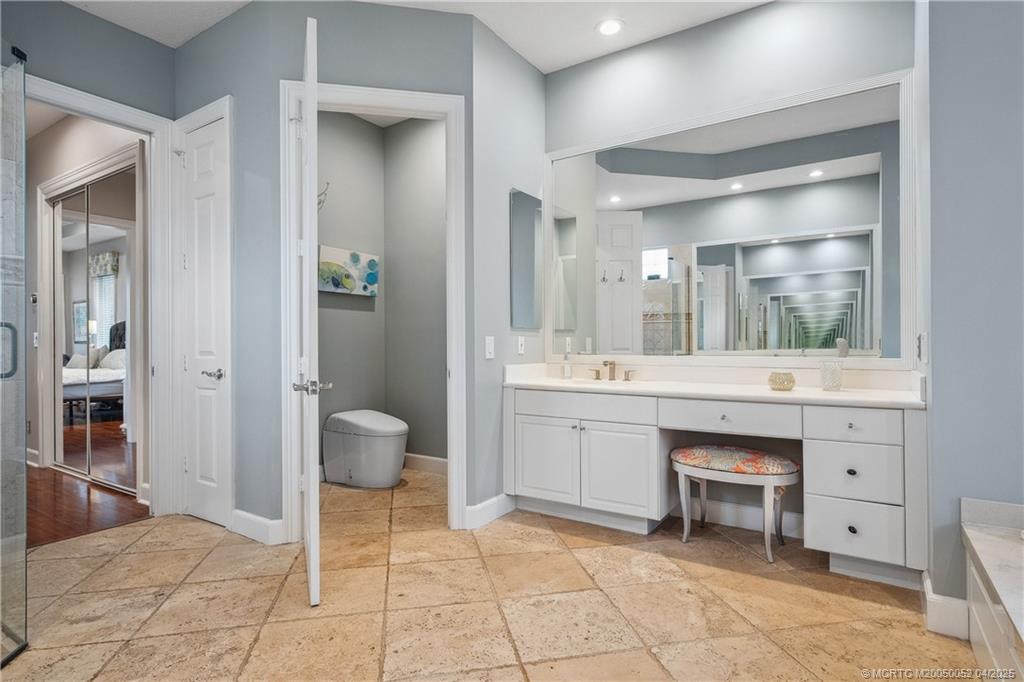 4346 SE Waterford Drive