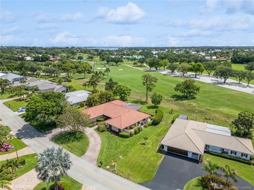 3563 SE Fairway E