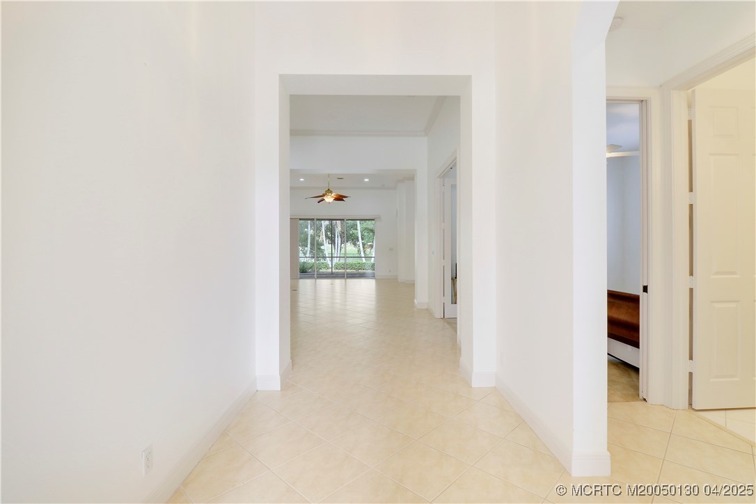 736 SW Pebble Lane